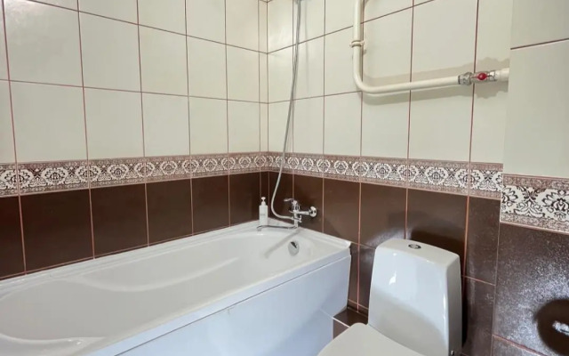 Аренда в Белых Росах на набережной Ярыгинская 7