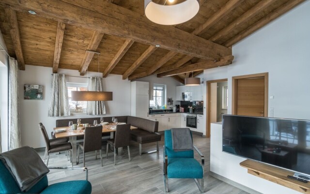 Cozy Chalet near Ski Area in Piesendorf