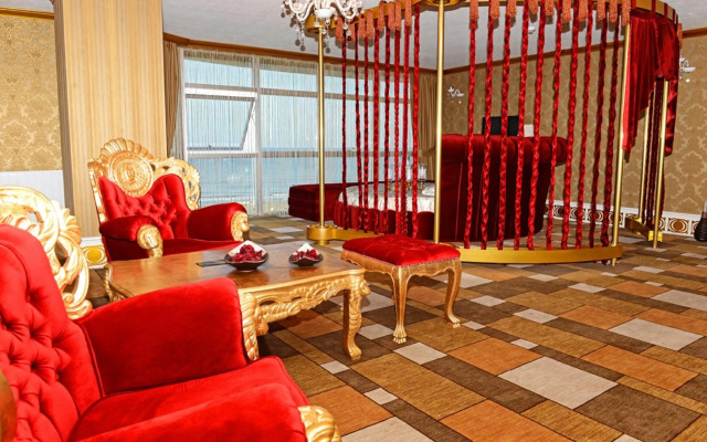 Grand Amisos Hotel