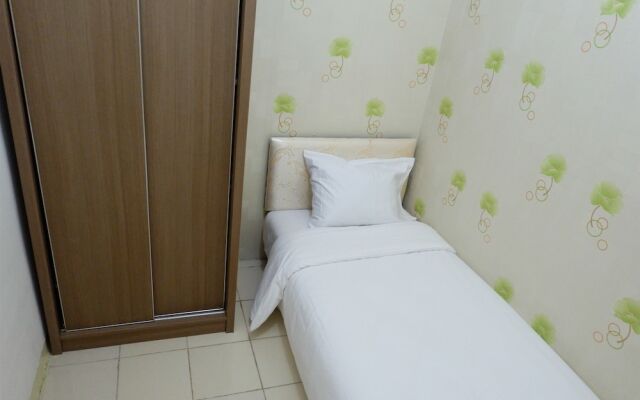 Puri Park View Apartment with Balcony