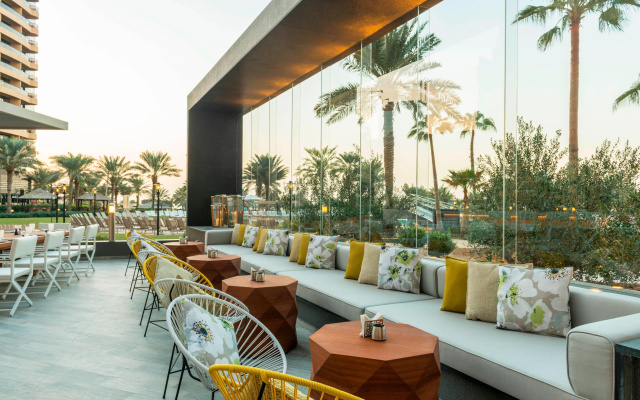 Le Royal Meridien Beach And Spa Resort
