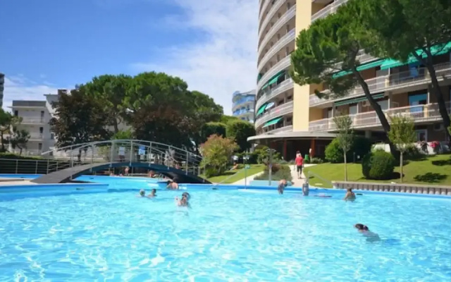 Studio With Shared Pool