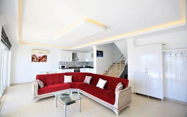 Villa Sahin by Helaltatilvillari