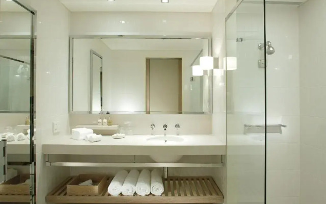 Crown Promenade Melbourne