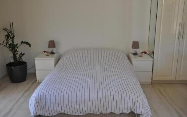 Cosy Studio with Garden / Individual apartment