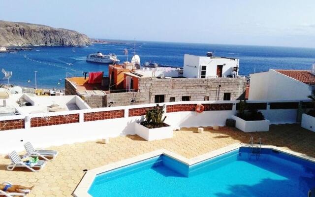 Ocean View Apartment over Los Cristianos, Playa las Vistas