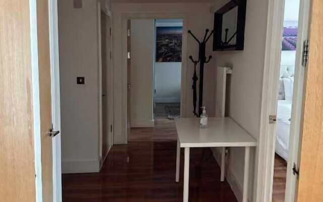 Canary Wharf Apartments