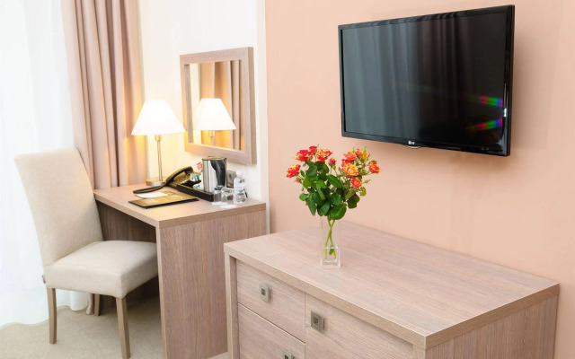 Rius Hotel Lviv