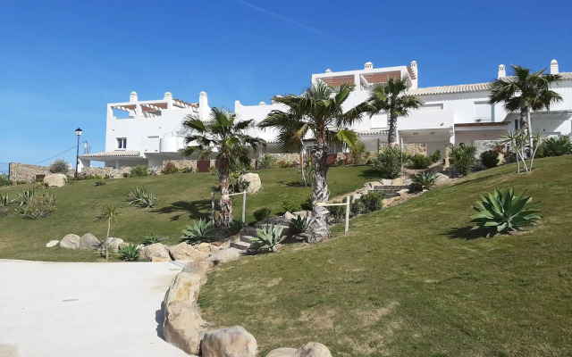 Rompeolas 16-Atlanterra