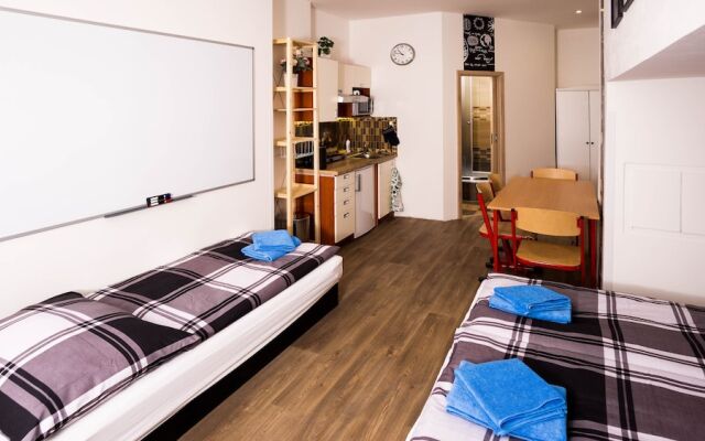 School Apartment by metro stop Vyšehrad