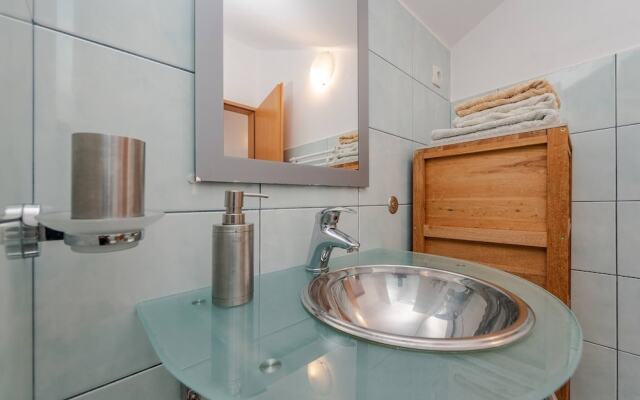 Romantic Oasis -mediterranean Style Studio