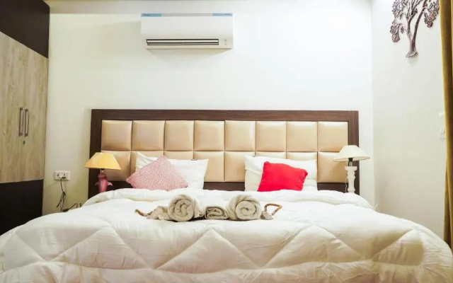 Lime Tree 2 Bhk serviced Apartment Near Fortis Gurgaon