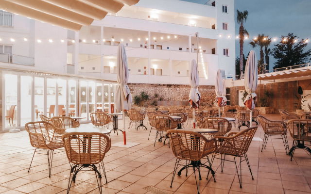 Ankaa Hotel