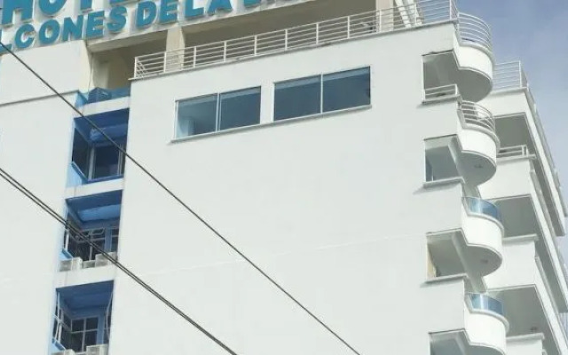 Hotel Balcones De La Bahia