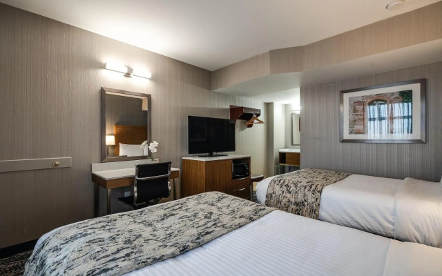 Monte Carlo Inn Toronto West Suites