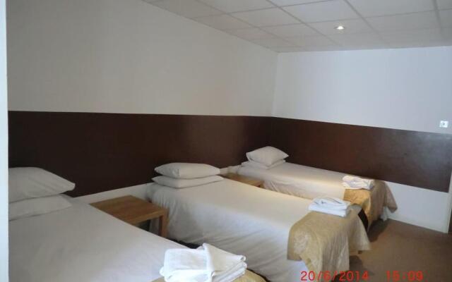 OYO Cardiff Central