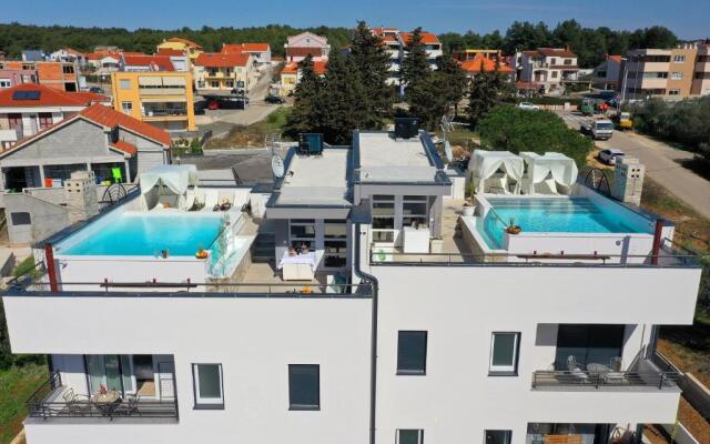 Rooftop pool & terrace - Villa Bellavista