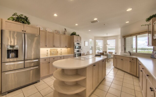 The White Ibis 5 Bedroom Home