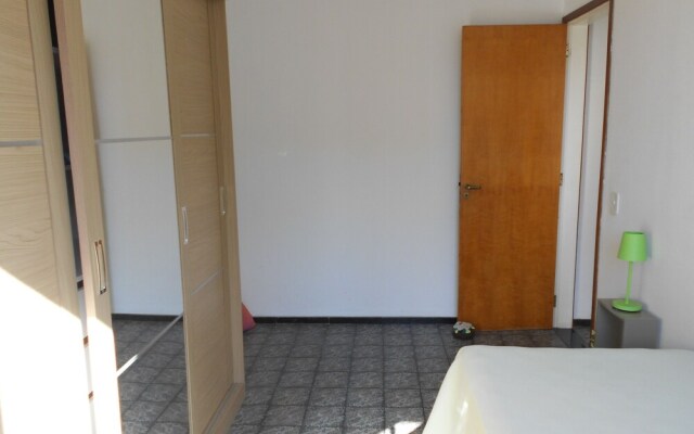 Gohouse - Pontoes 703