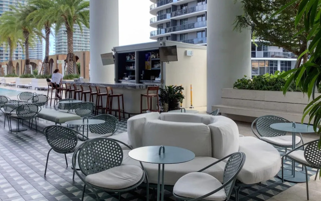 Wonderful Suite SLS Brickell