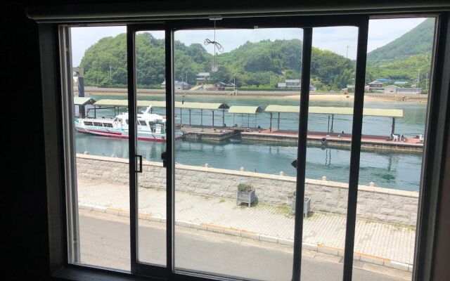 Guesthouse NEST - Hostel