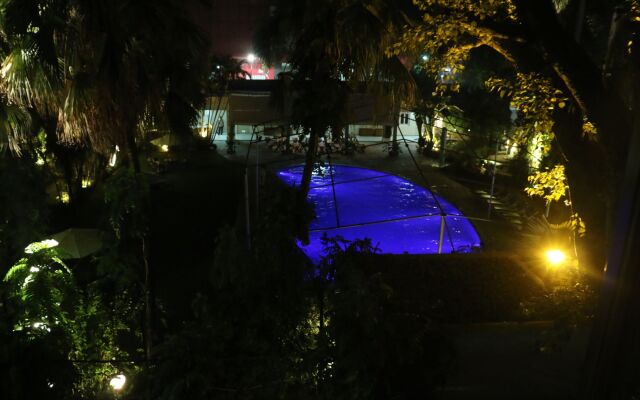 Hotel Clarks