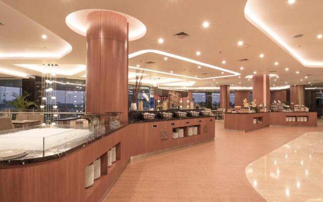 Avenzel Hotel & Convention Cibubur