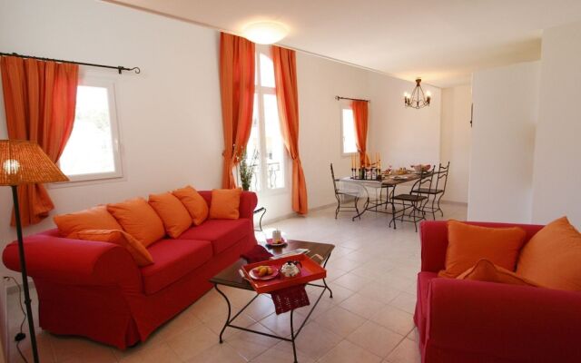 Apartment in Provencal Style in a Beautiful Landscape