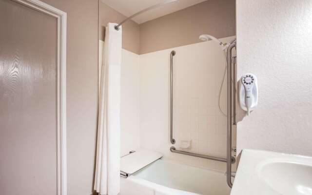 Super 8 by Wyndham Vacaville