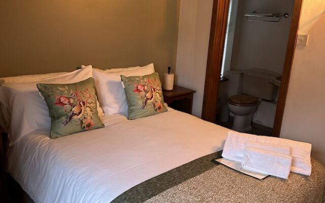 The Bull On The Green