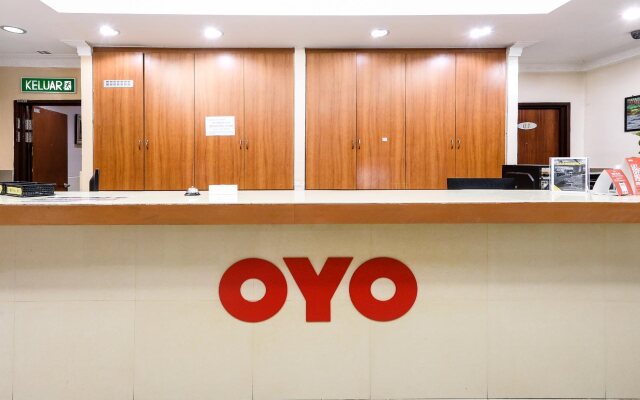 Super OYO 707 Ayuni Hotel