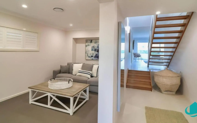 Illaroo at Catherine Hill Bay