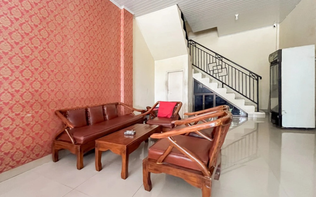 RedDoorz Syariah @ Diva Residen Kasturi 1 – Guest Rooms – Jambi