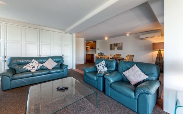 Nelson Towers, Unit 6/71 Victoria Parade