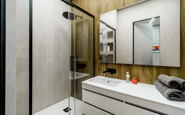 Апартаменты на Высоте на пл. Сенная, д. 1