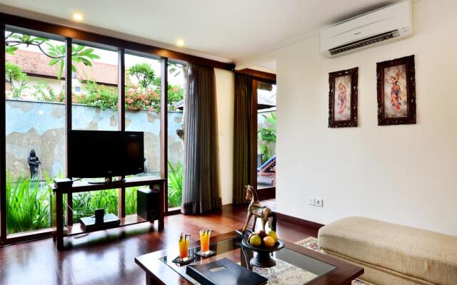 The Khayangan Dreams Villa, Seminyak