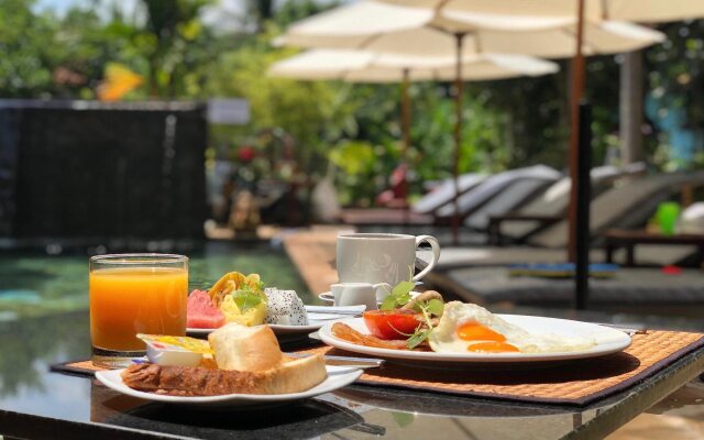 The Golden Gecko Villa