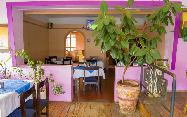 Mooreland Hotel