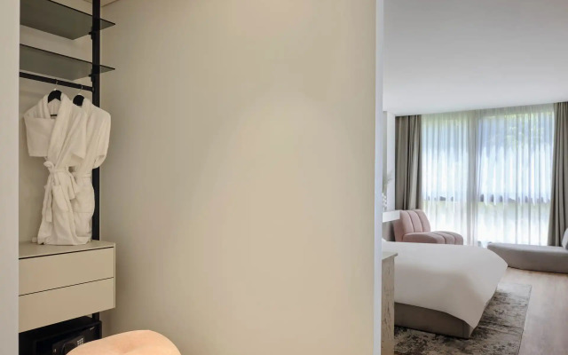 Nur Aparthotel Athens