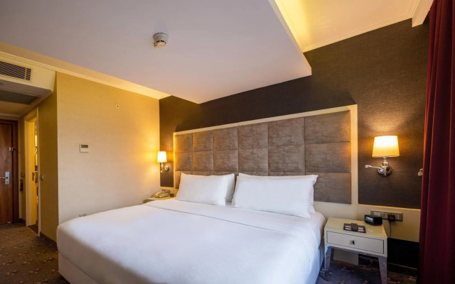 Doubletree By Hilton Hotel Izmir - Alsancak
