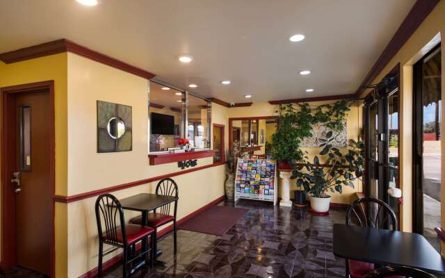 Americas Best Value Inn Buda Austin S