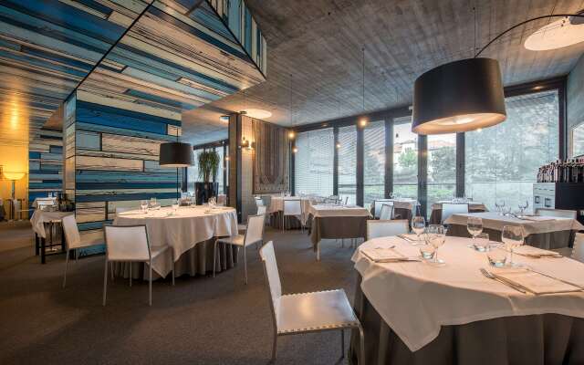 DUPARC Contemporary Suites