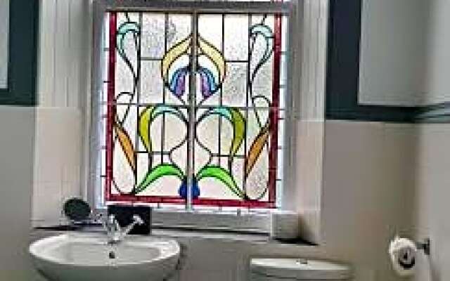 Lochtybank Guest House