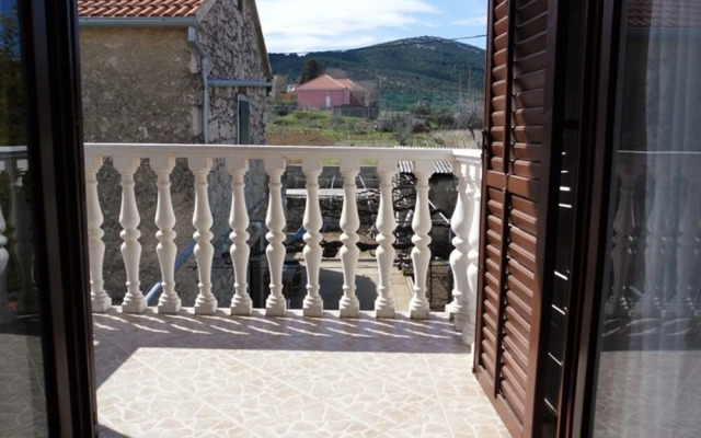 Miljenko - 100 m From the Beach - A2