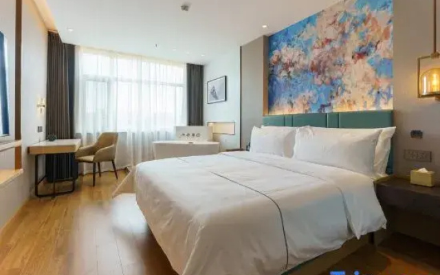Magnotel Hotel (Jinzhou Linghai Jiuhuashan Park)
