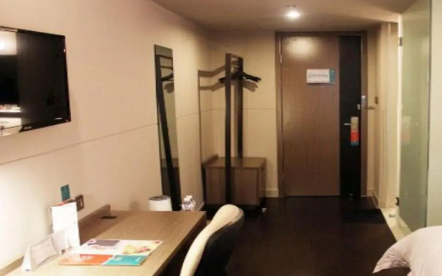 Jinjiang Inn Select (Shenyang Railway Station Taiyuan South Street)