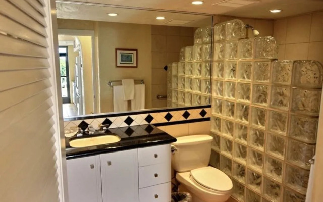 Lahaina Shores 501 by RedAwning