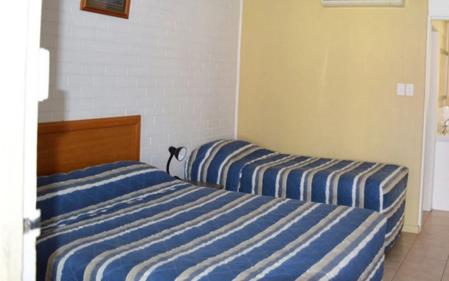 Tropic Coast Motel