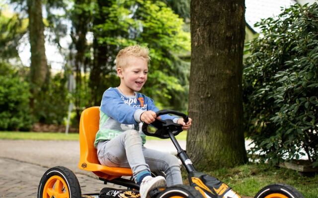 Chalet in a Holiday Park Park De Veluwe