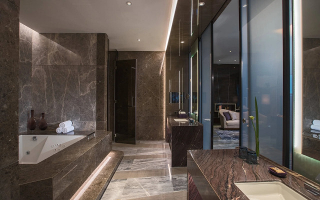 Renaissance Haikou Hotel